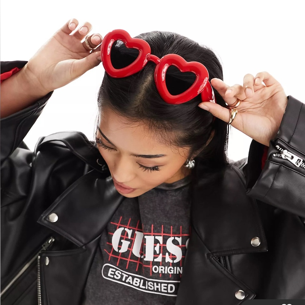 ❤️ New Red Heart Shaped Bubble Sunglasses